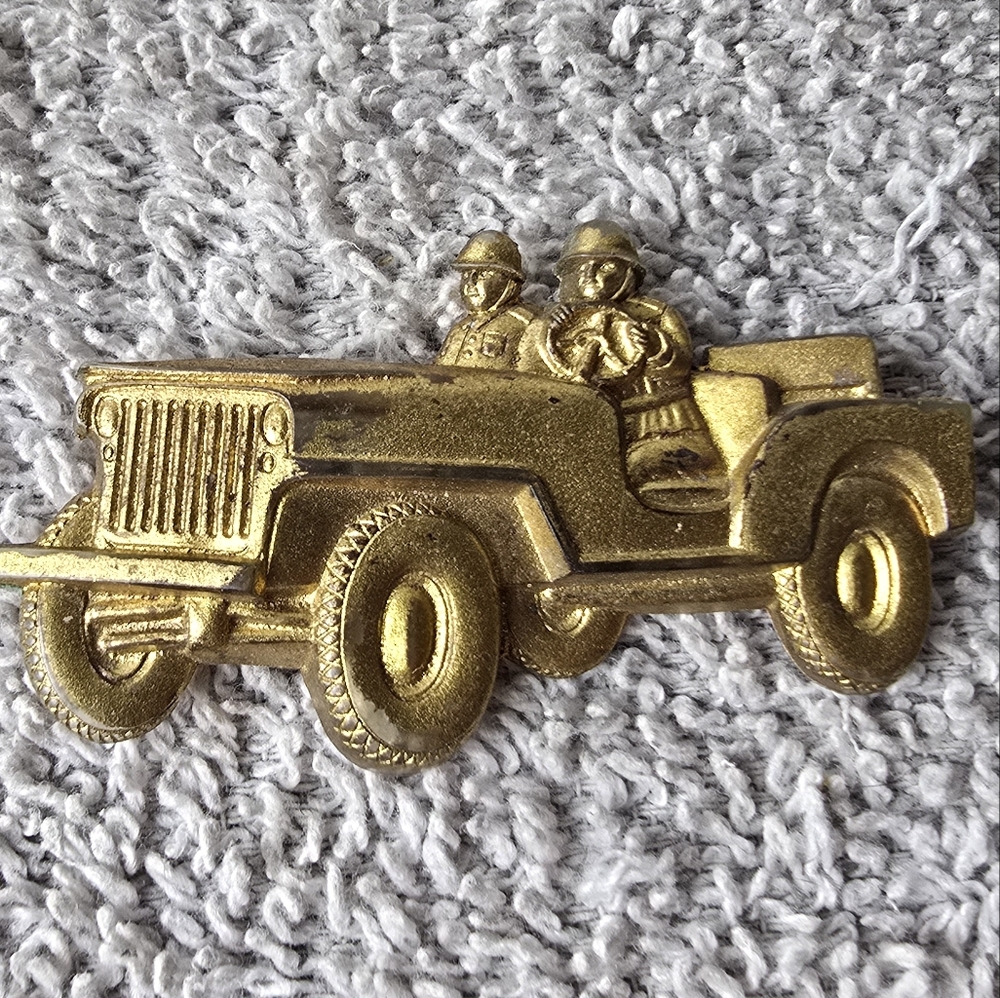 Army Jeep Brooch Pin - Picture 2 of 10